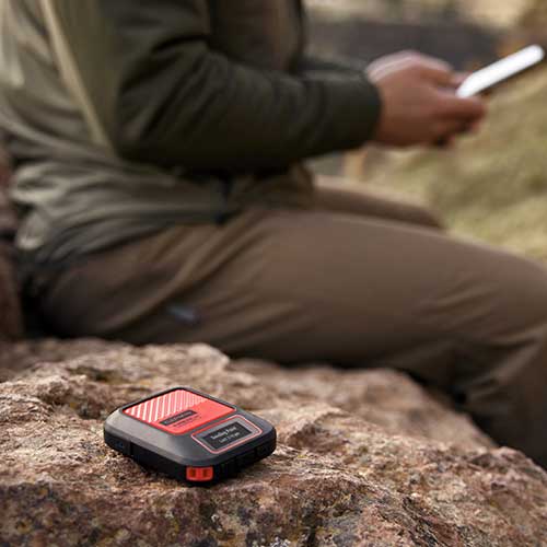 Conception compact et robuste du Garmin inReach Messenger Plus grande autonomie